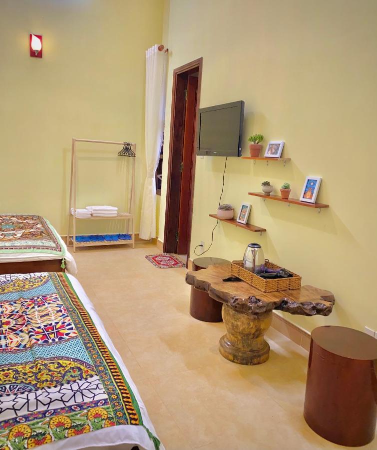 HeniSi Homestay Măng Đen Kon Von Kla Exterior foto