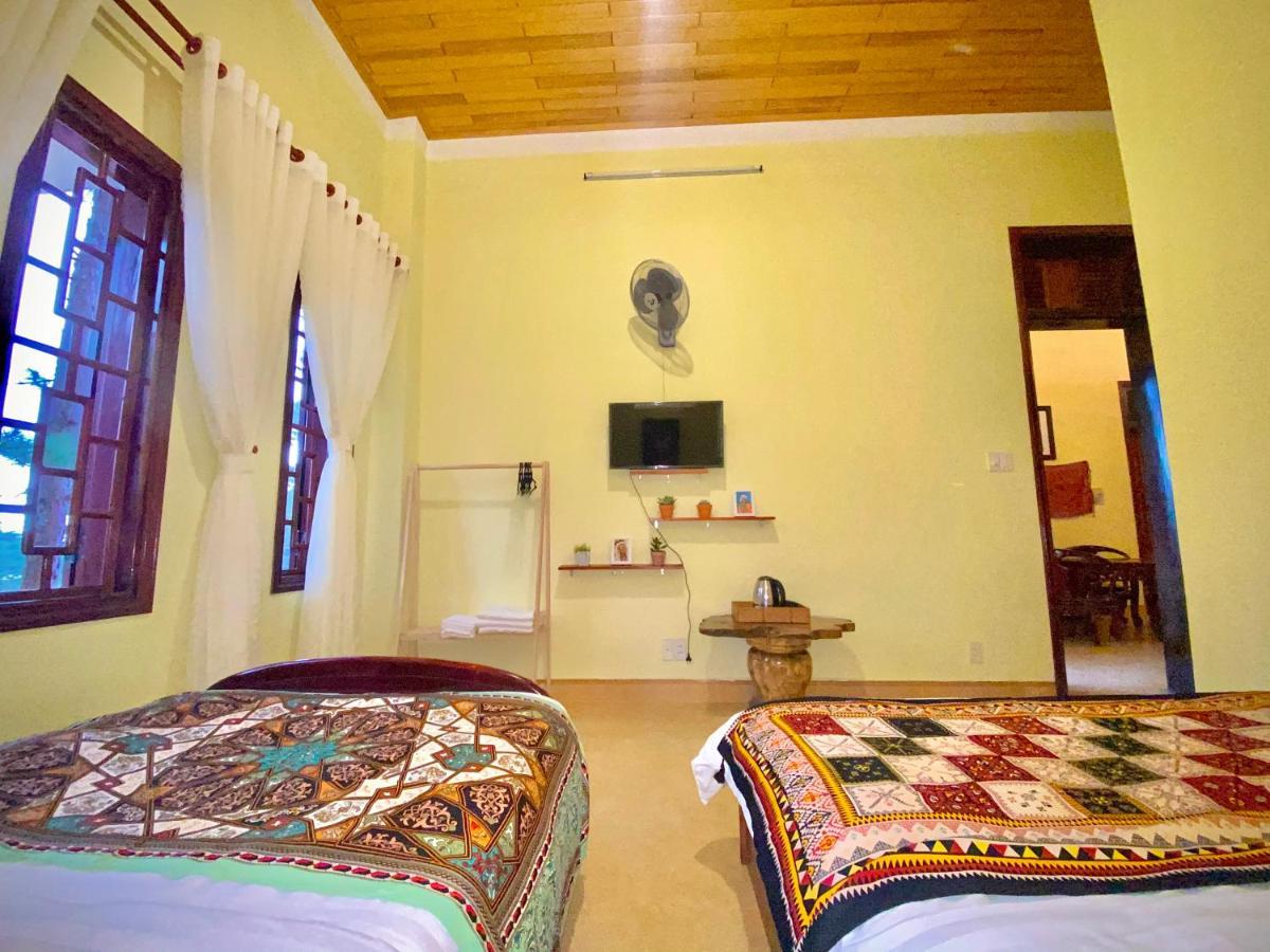 HeniSi Homestay Măng Đen Kon Von Kla Exterior foto